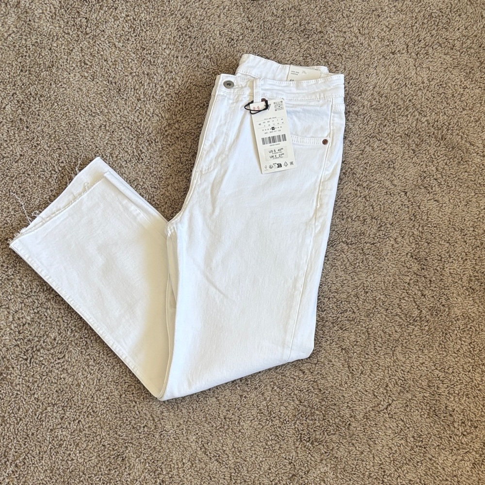 Zara Women's Straight Leg White Jeans